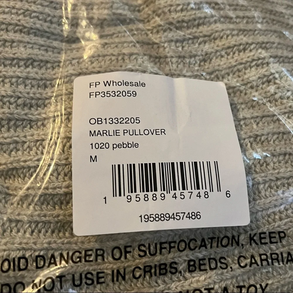 Free People Marlie Pullover Sweater in Pebble - Picture 5 of 7